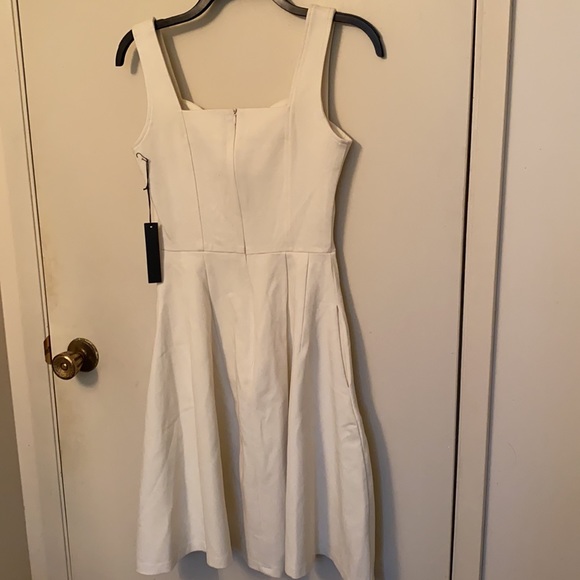 New with tags Obakki cream dress - Picture 2 of 6